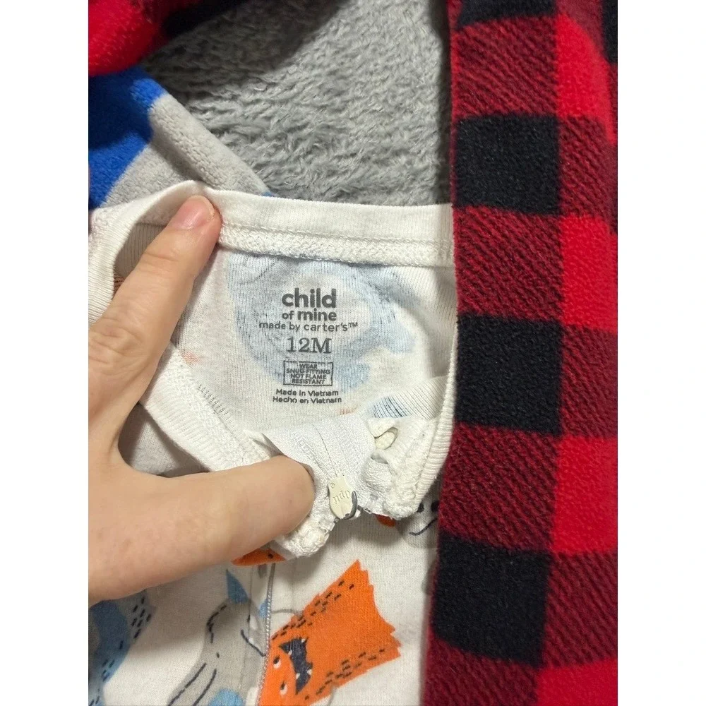 Simple Joys Child of Mine by‎ Carters Baby Pajamas 12M Footed Sleepers Lot of 3